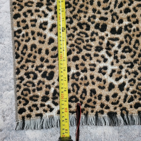 Leopard Print Scarf 80x26 - Picture 5 of 6